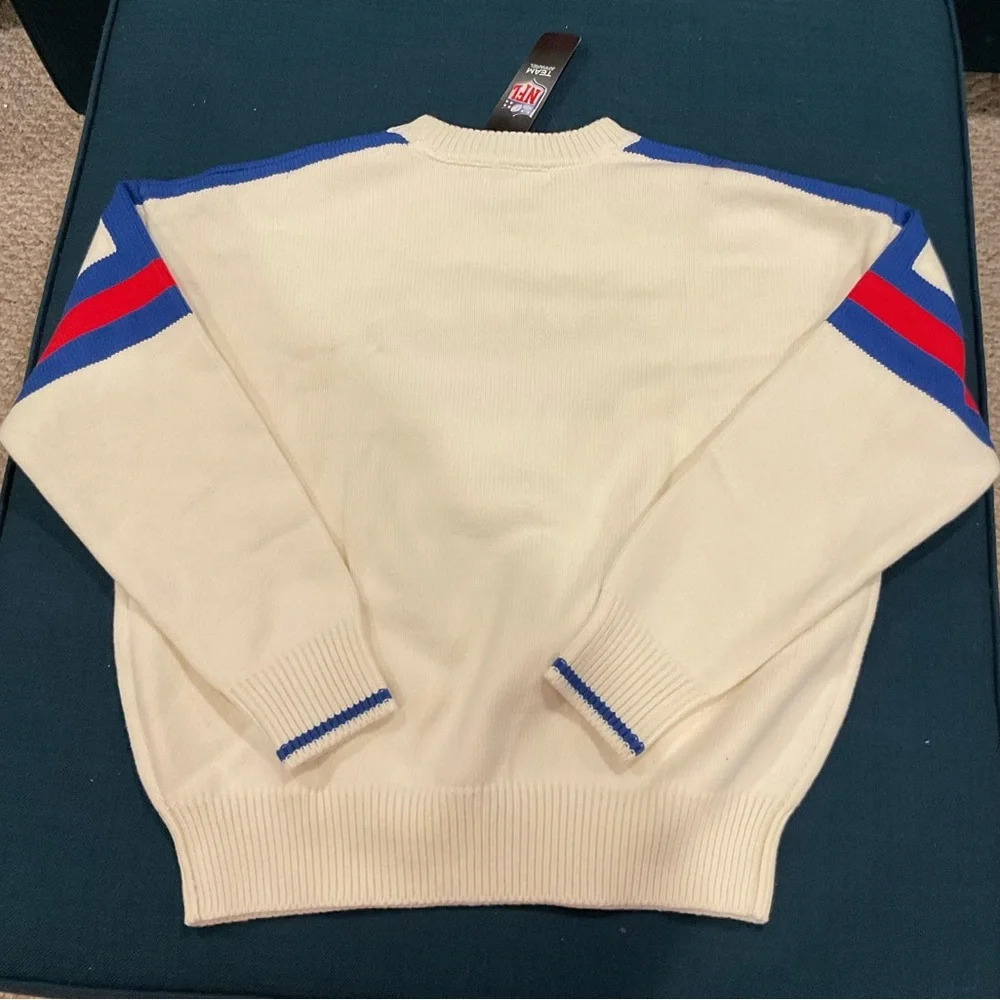 Women's WEAR by Erin Andrews Cream
New England Patriots Stripe Sweater Sz M NWT - Picture 8 of 9